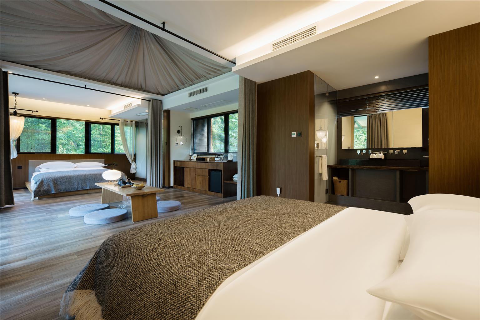 Family Room with Mountain View