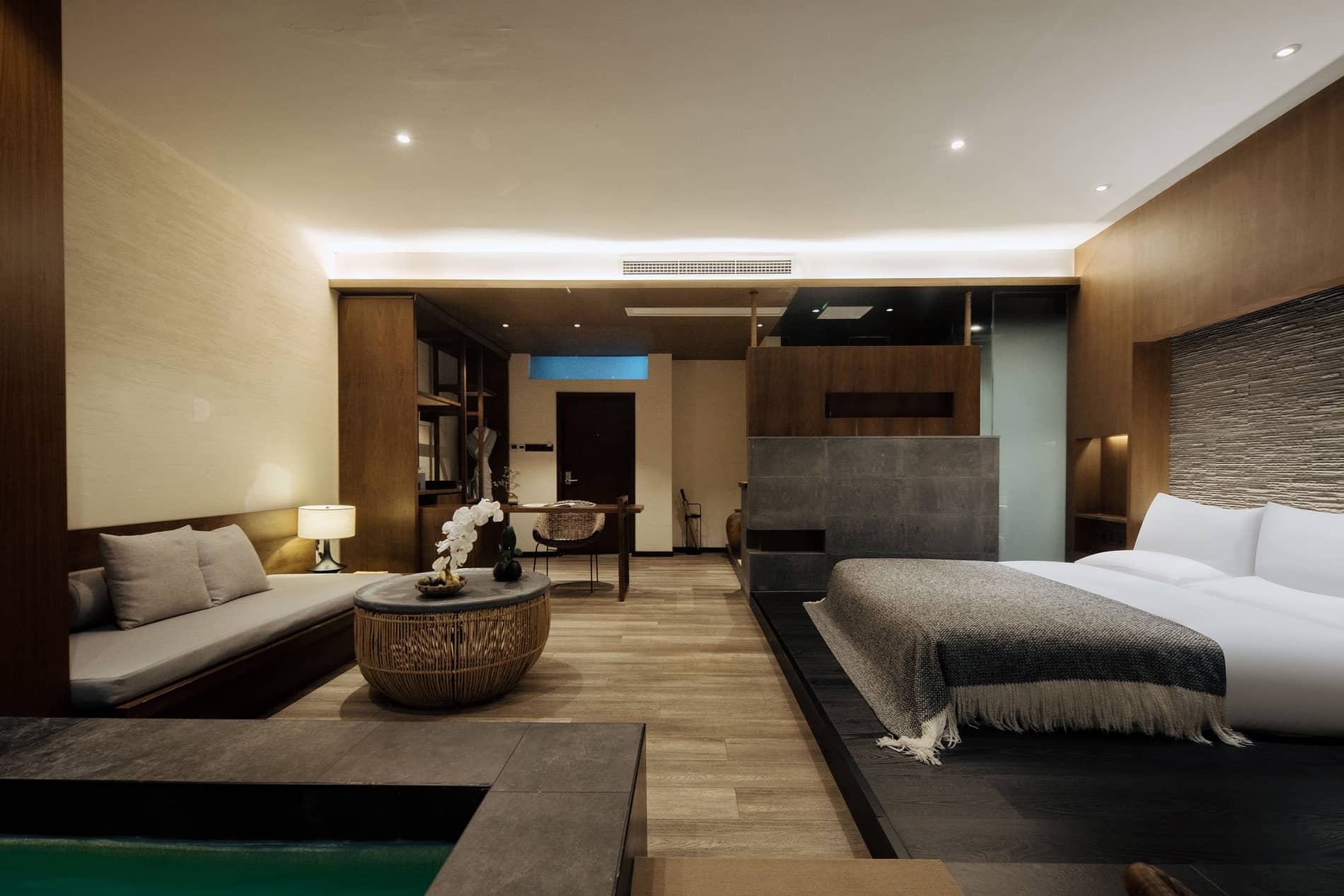 Small Hot Spring Suite